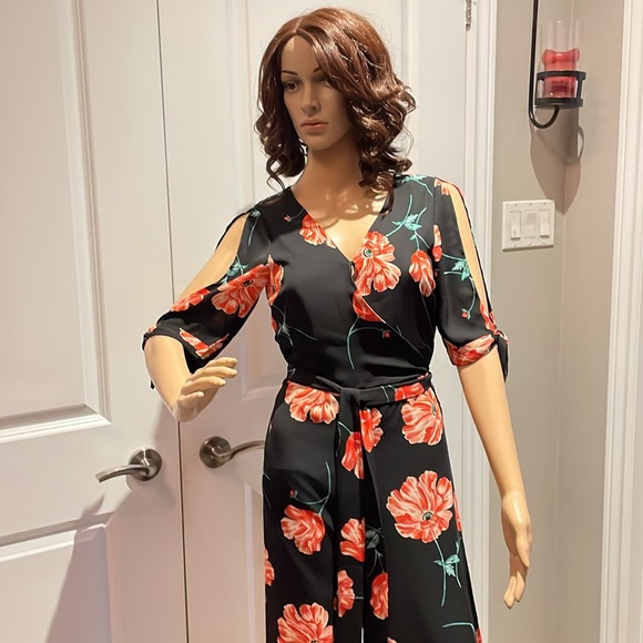 29. Jack ByBB Dakota Jumpsuit NWOT - Picture 2 of 10